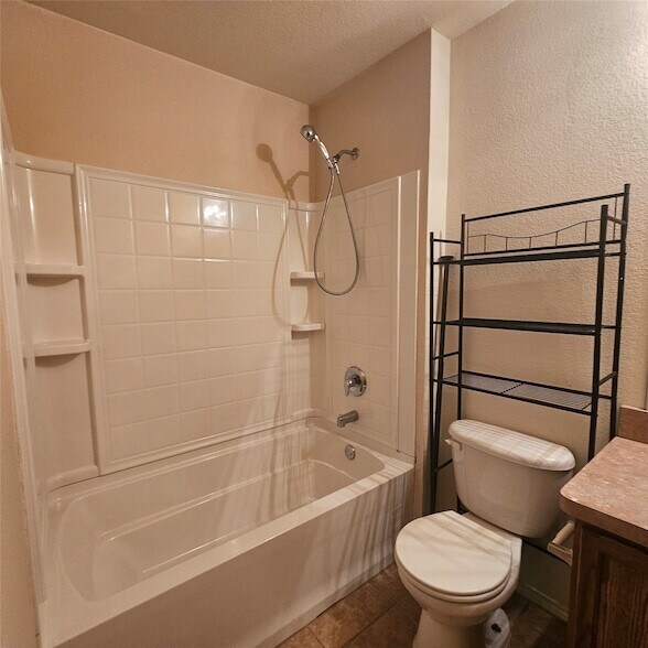 Building Photo - 10741 Traymore Dr