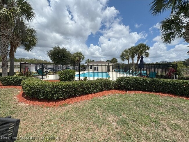 Building Photo - 1517 Las Villas Blvd