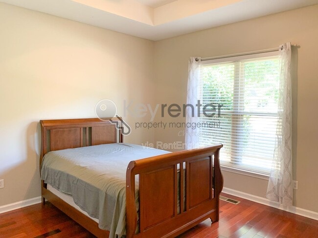 Building Photo - 7716 Royal Harbour Cir