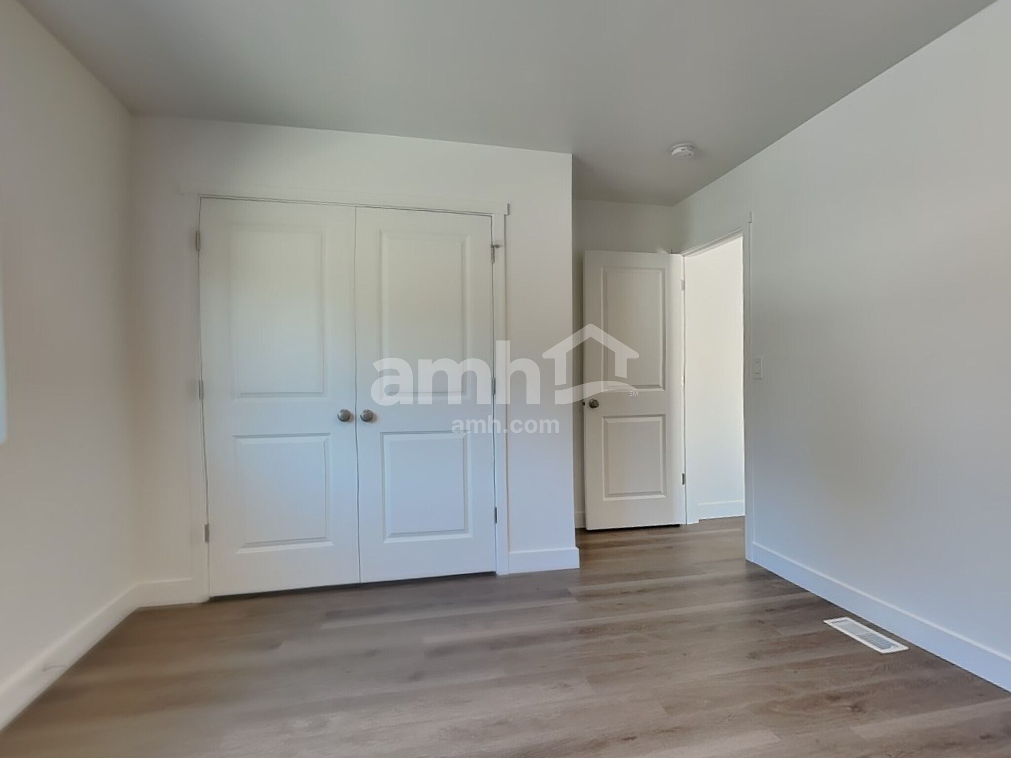 Building Photo - 7705 Brenden St SW