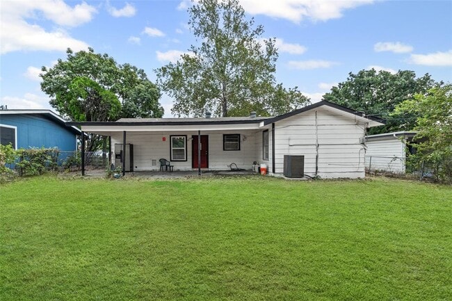 Building Photo - 9104 Glenn Ln