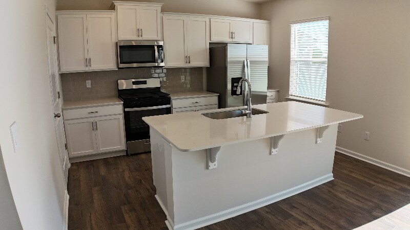 Building Photo - 1030 Roleson Wy