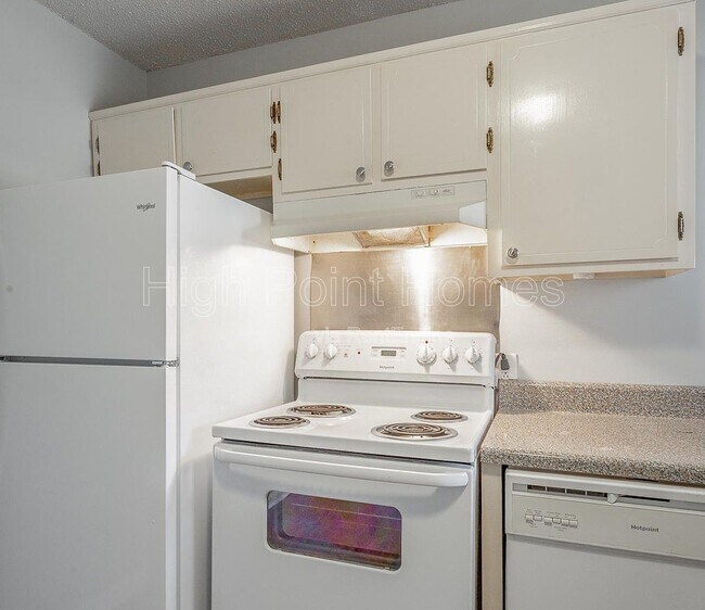 Building Photo - 125 Swafford Rd