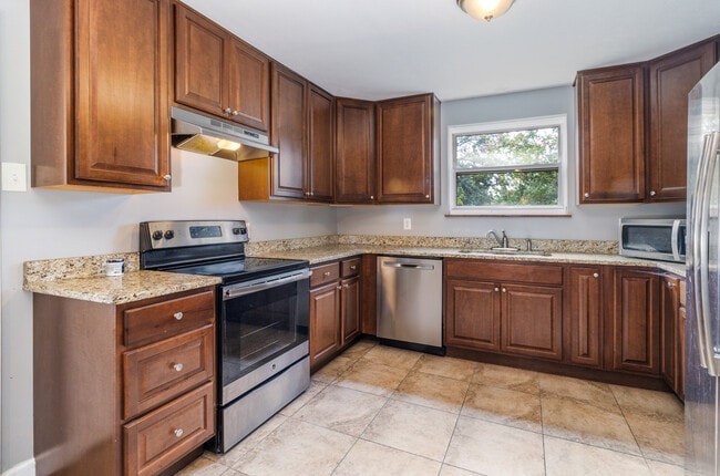 Building Photo - 2344 Alice Bell Rd