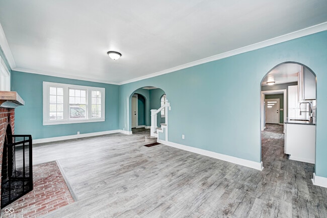 Building Photo - 420 N Irvington Ave