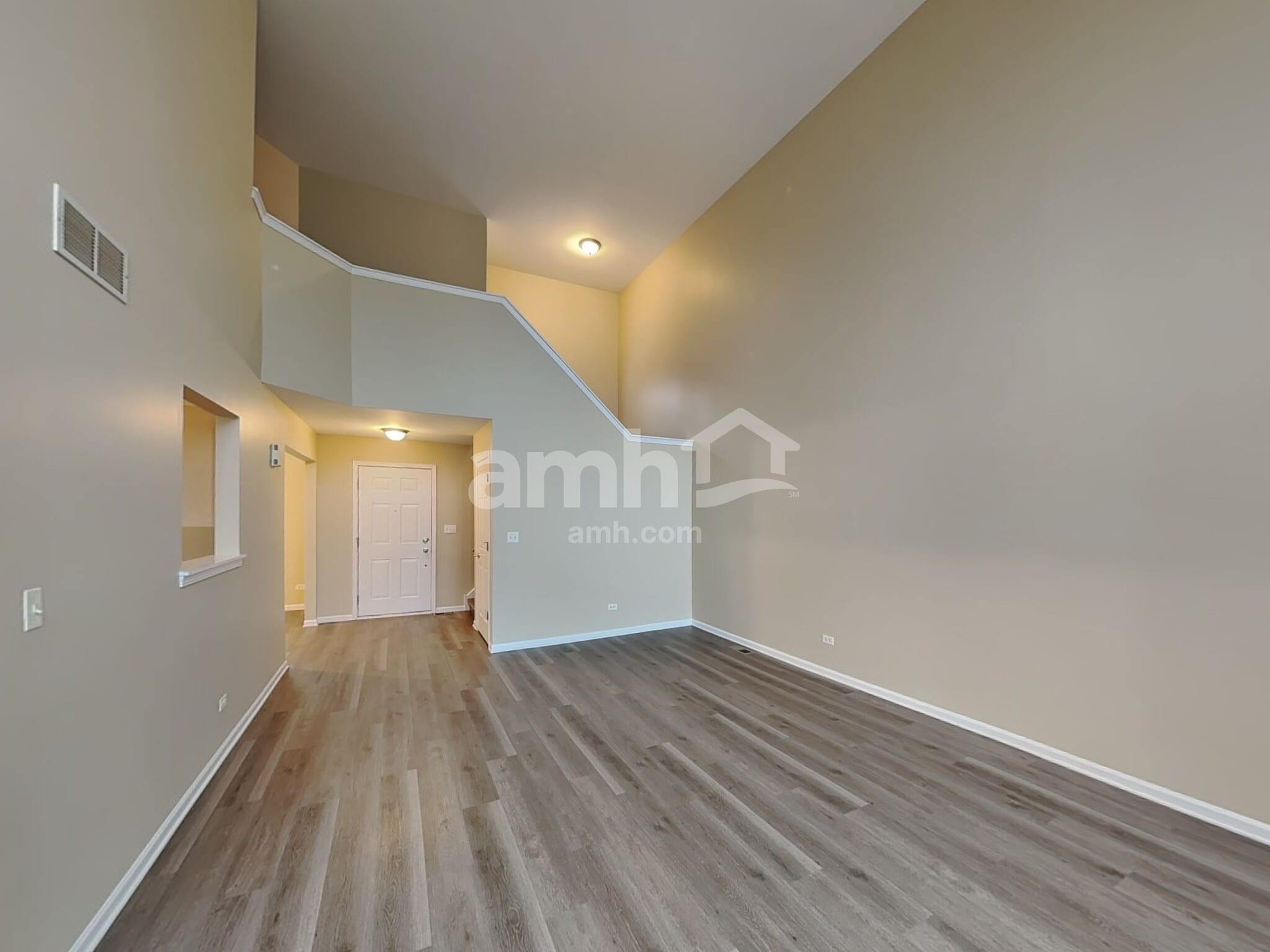 Building Photo - 1844 Courtwright Dr
