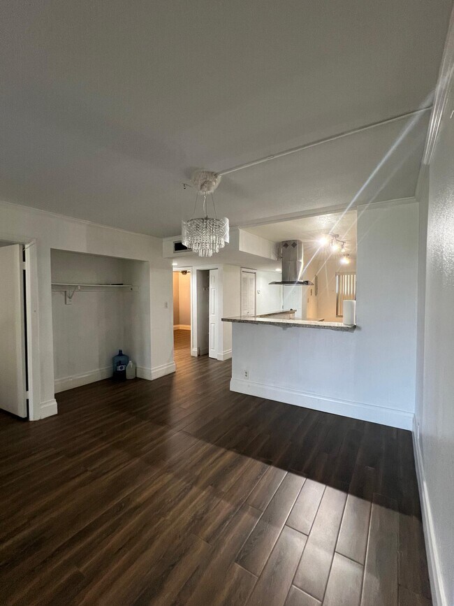 Building Photo - 3341 NW 47th Terrace