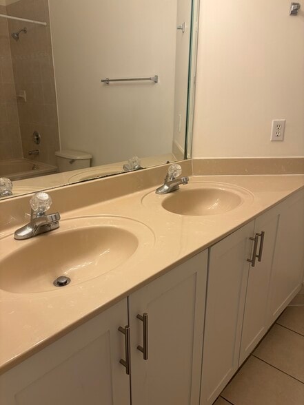 Building Photo - 12398 SW 125th Ter