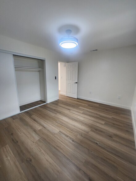 Bedroom-1 - 431 S Simpson Ave