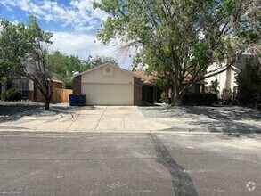 Building Photo - Taylor Ranch 3 Bedrooms  2 Bath  2/CG 1550/sf