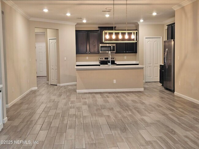 Building Photo - 6864 Crosby Falls Dr