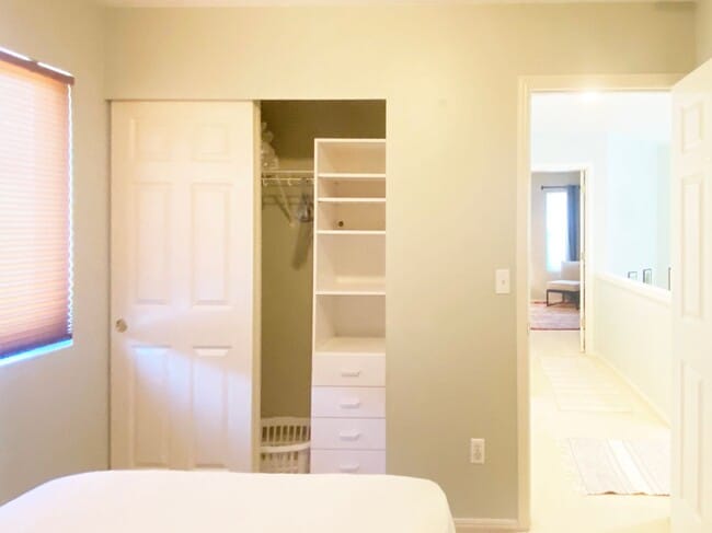 Building Photo - Fabulous Sabbatical Furnished Home