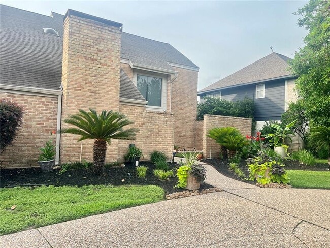 Building Photo - 6726 Saffron Hills Dr