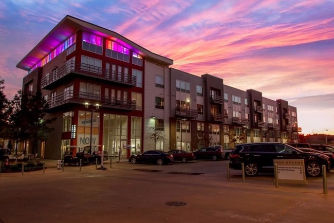 Building Photo - Park Avenue Lofts