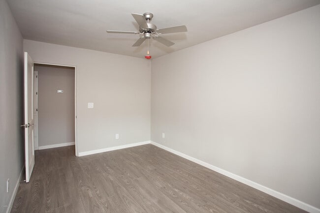 Building Photo - 2545 E Turney Ave
