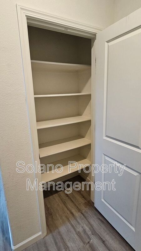 Building Photo - 1205 Niemann St