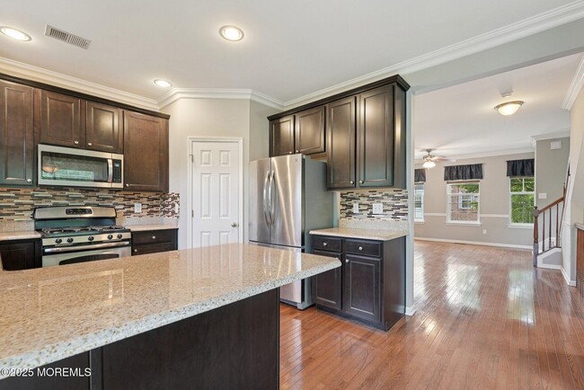 Building Photo - 102 Warbler Way