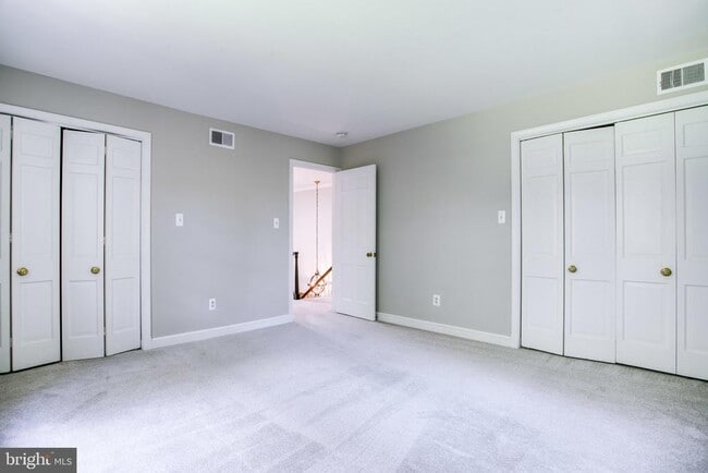 Building Photo - 8500 Brook Rd