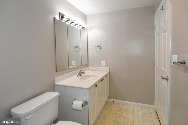 Building Photo - 3100 N Leisure World Blvd