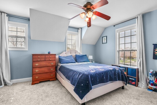 Building Photo - 951 Willow Circle