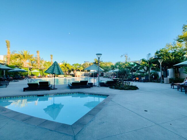 Building Photo - 195 Bowery