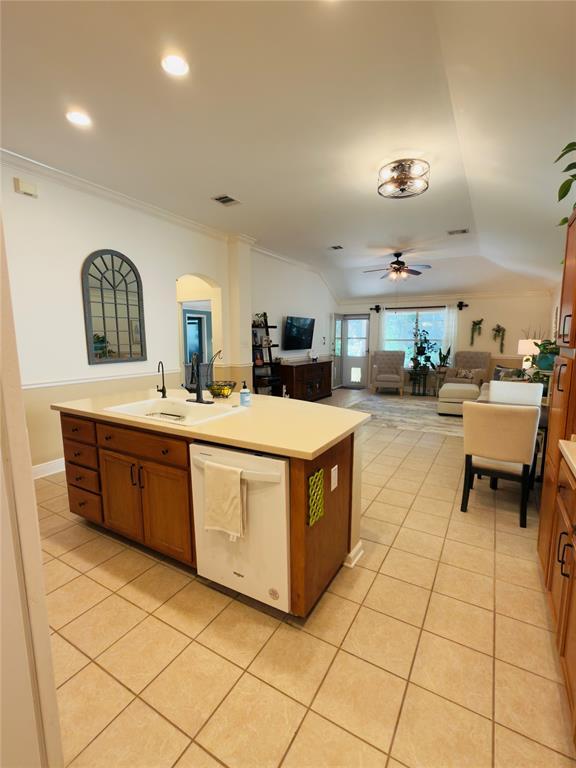 Building Photo - 9300 Pioneer Forest Dr