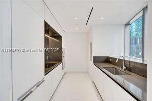 Building Photo - 300 Biscayne Boulevard Way