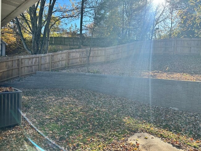 Building Photo - 6415 Bayard Park Dr