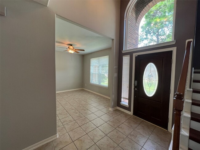 Building Photo - 11718 Short Trail Ln