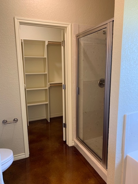 Master Shower/Closet Entrance - 6108 Boxelder Trail