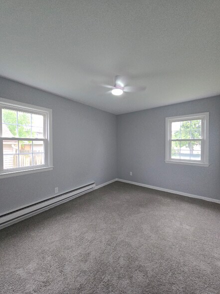 Building Photo - 1615 Lenore Ave