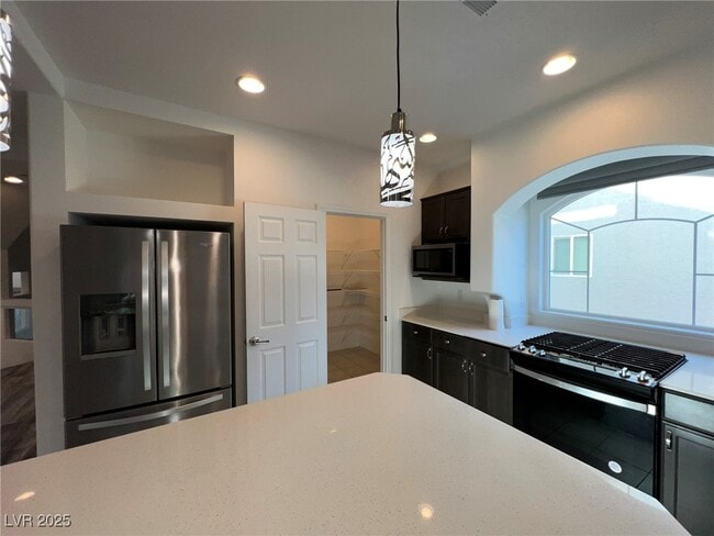 Building Photo - 7075 Jasper Hill Way