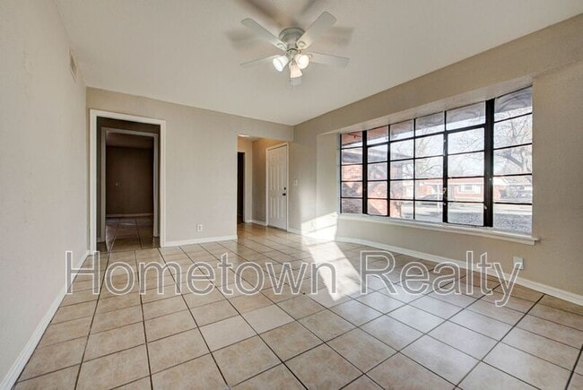 Building Photo - 332 NW 85th St