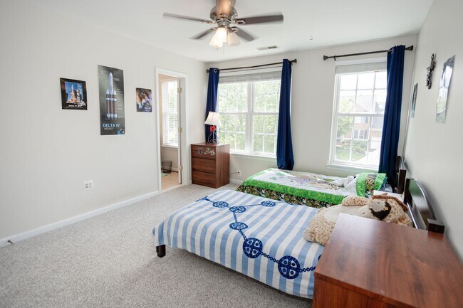 Building Photo - Coming Soon - Great find in Victory Lakes/...