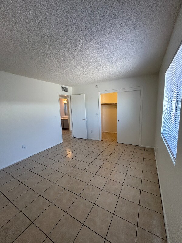 Building Photo - 1108 E Fort Lowell Rd