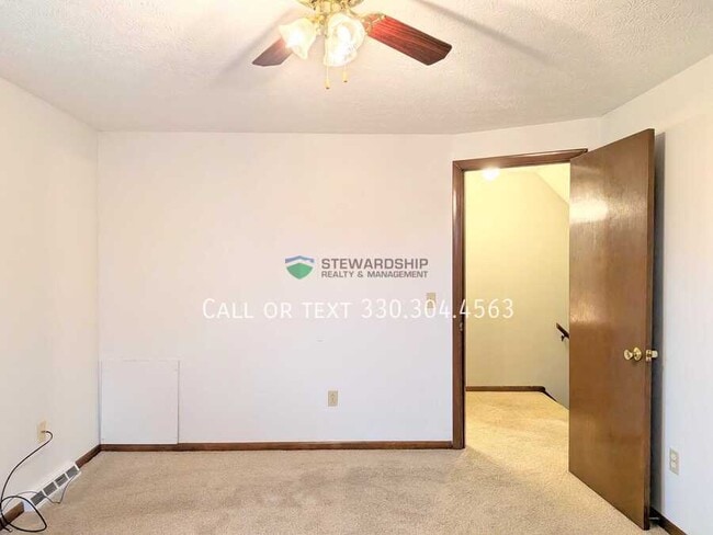 Building Photo - 1752 Bunyan Cir NW