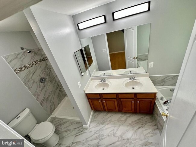 Building Photo - 15503 Kennett Square Way