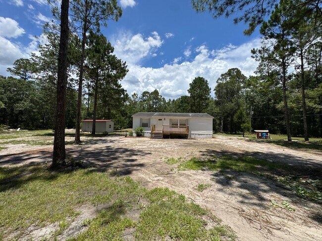 Building Photo - 7420 NE 111th Pl