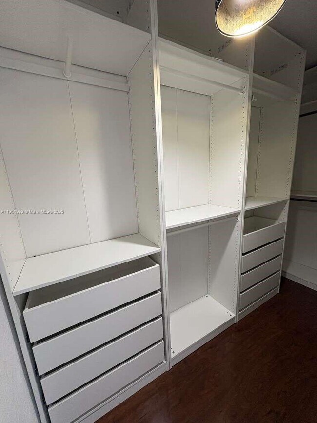 Building Photo - 1064 Golden Cane Dr