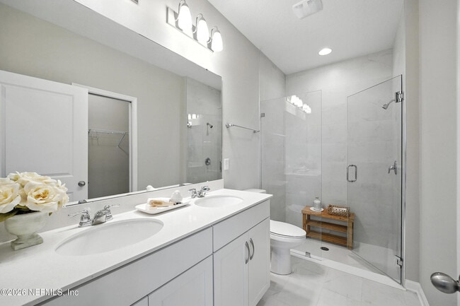 Building Photo - 698 Cherry Elm Dr