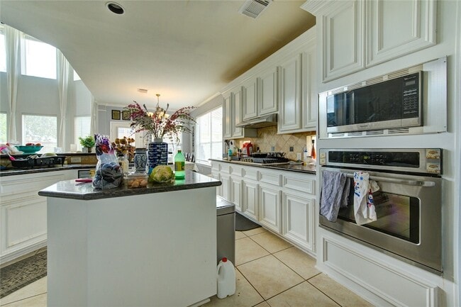 Building Photo - 5911 Canyon Brook Ct