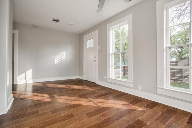 Building Photo - 4500 Avenue H