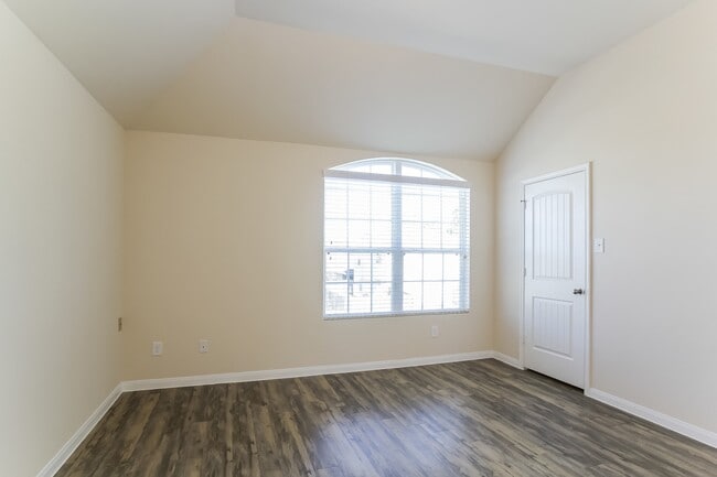 Building Photo - 12023 Pia Drive