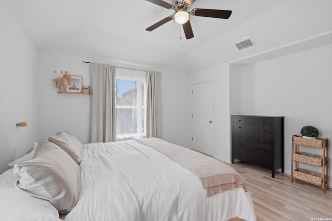 Building Photo - 2829 Wyoming St