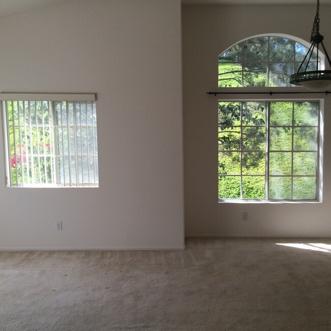 Building Photo - 12080 Tivoli Park Row