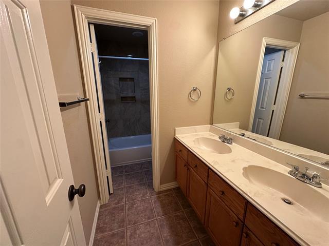 Building Photo - 3616 Gaitland Cir