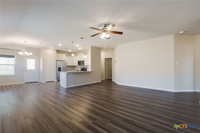 Building Photo - 118 Ayla Marie Dr