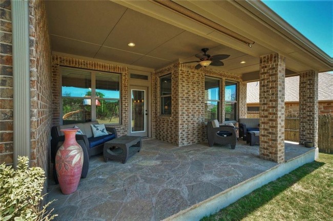 Building Photo - 13656 Mesa Verde Dr
