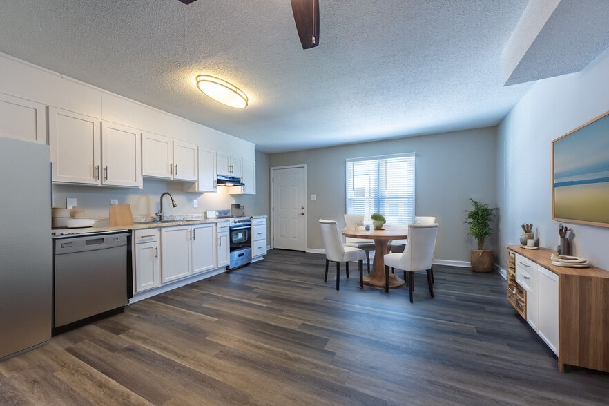 Building Photo - Ramsey Pines Flats