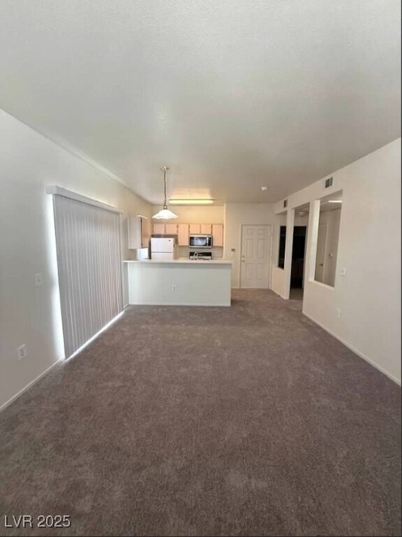 Building Photo - 7413 W Russell Rd